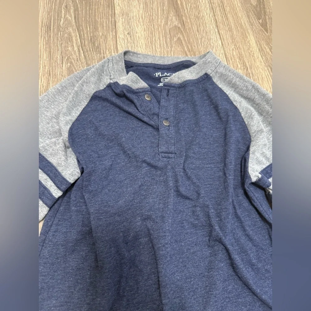 The Children's Place Boys Navy Blue Striped Arm Long Sleeve Henley T Shirt Sz M